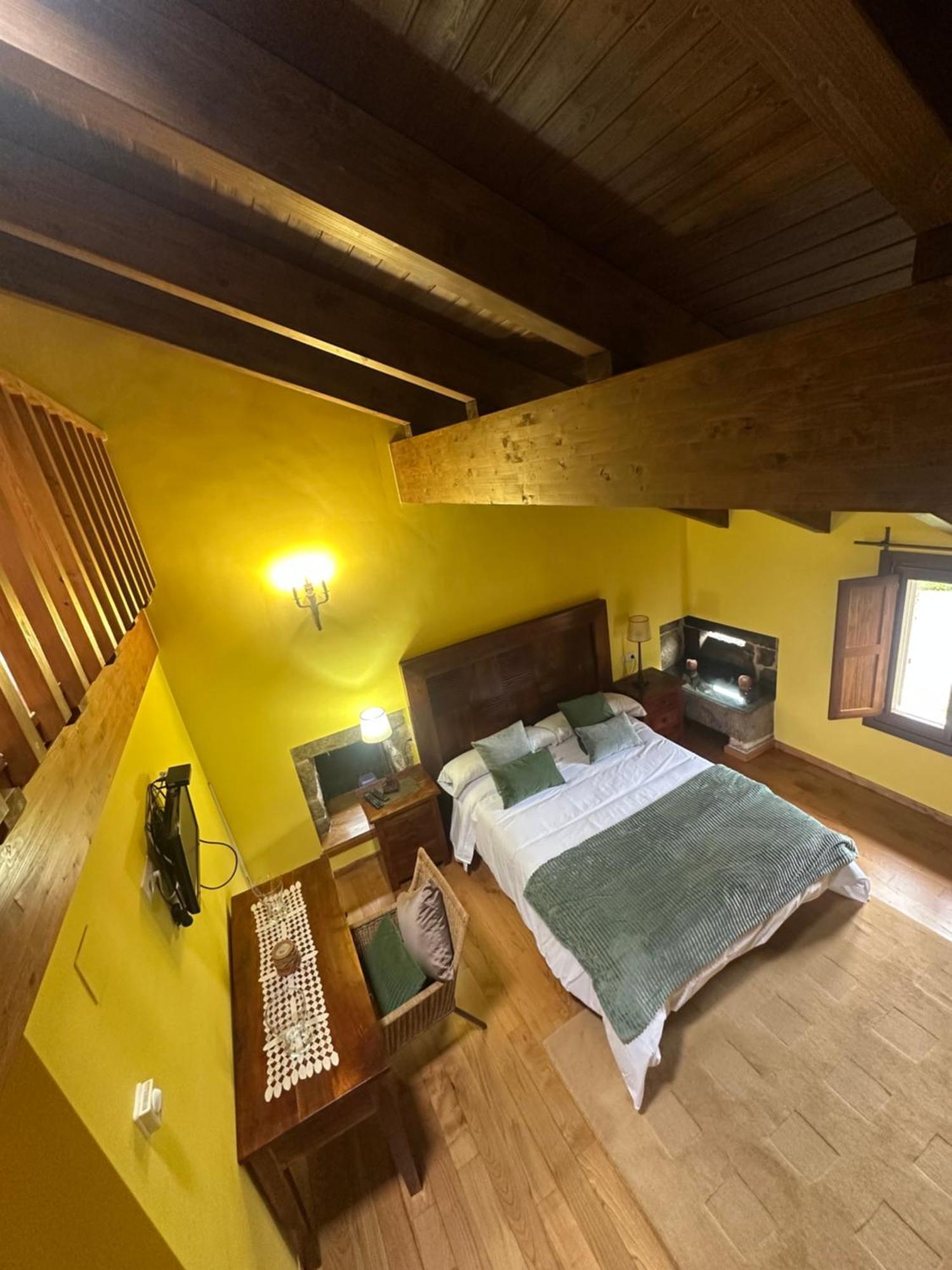 Casa Rural Anxelina Boboras Bagian luar foto