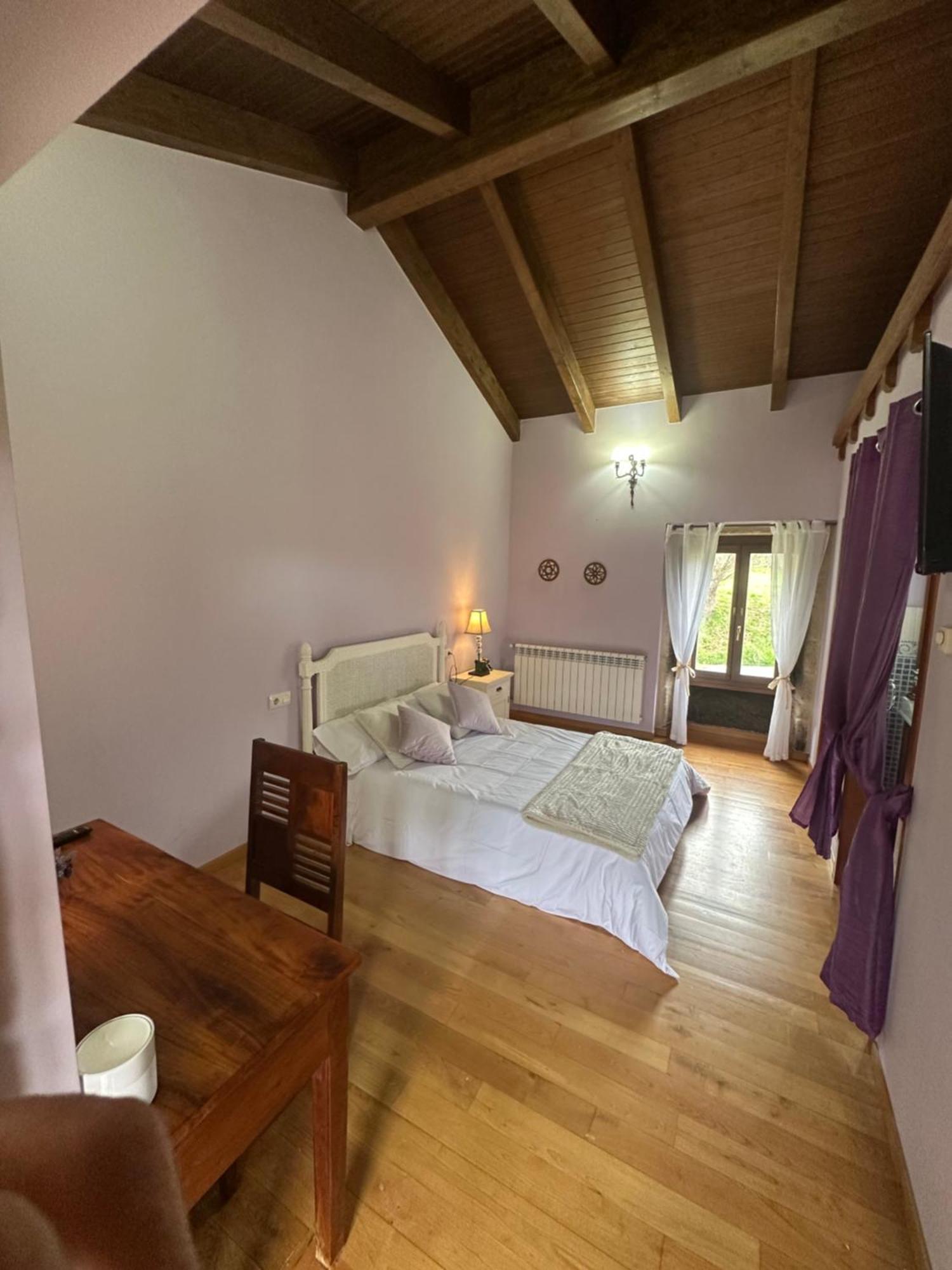 Casa Rural Anxelina Boboras Bagian luar foto