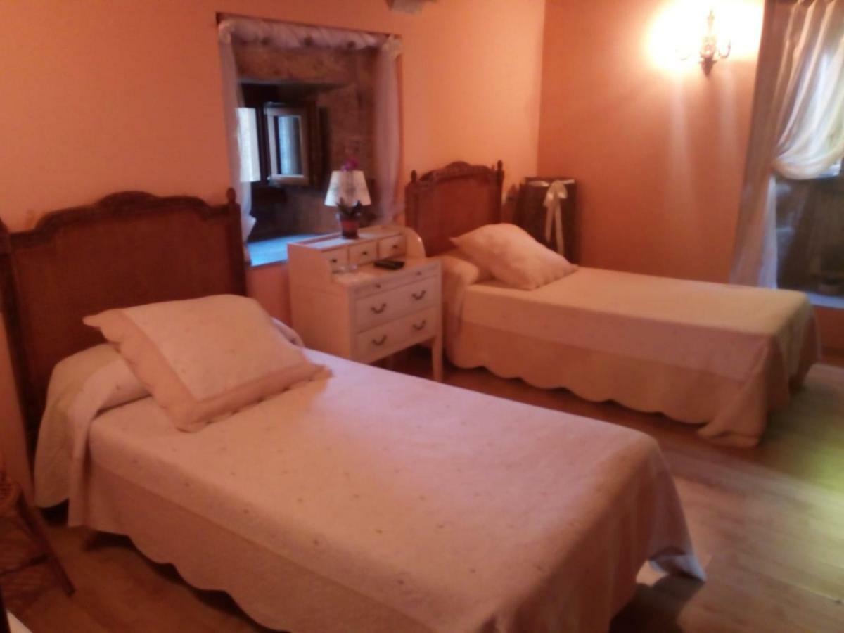 Casa Rural Anxelina Boboras Bagian luar foto
